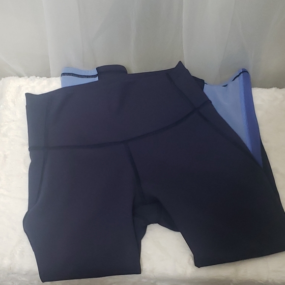 Lululemon Sz 4 Mix & Mesh 21" Leggings in Midnight - Picture 12 of 16